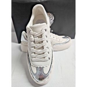 Vince Camuto‎ JENLIE Sneaker laced up Coconut Cream+ Silver woman Sz  36/5.5M